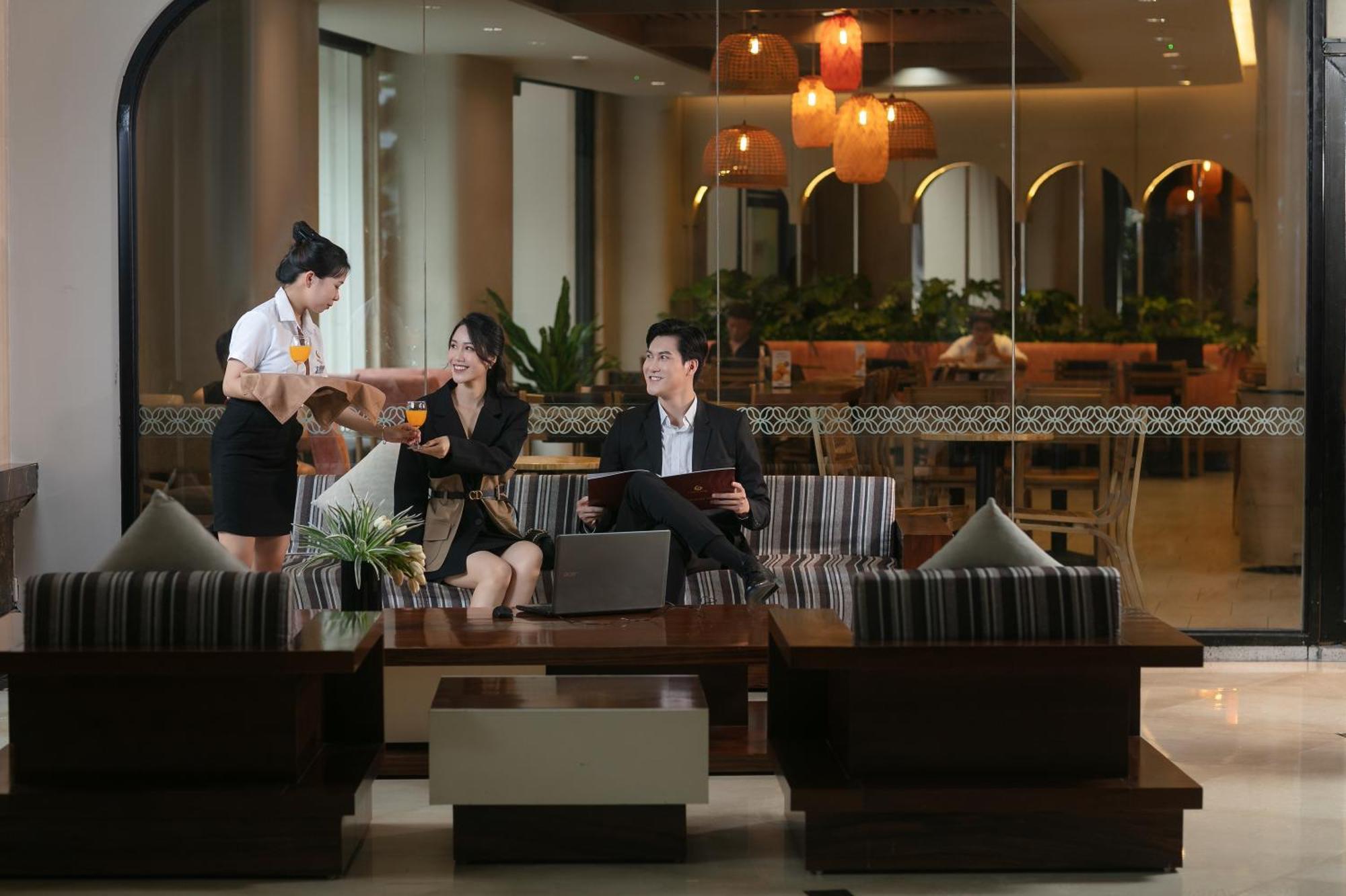 Lao Cai Star Hotel Экстерьер фото